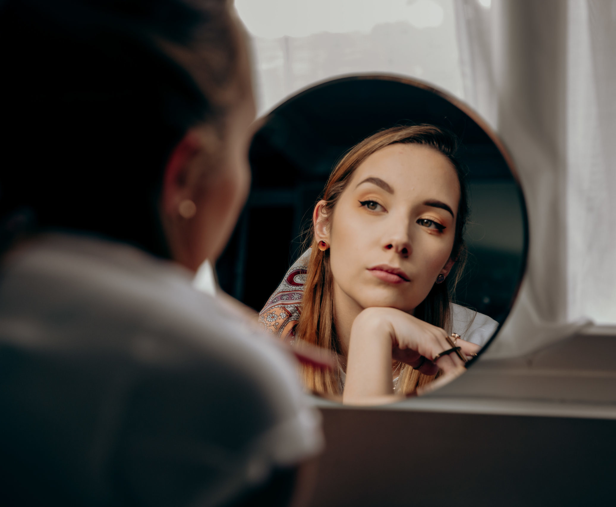 selfie of a girl with mirror