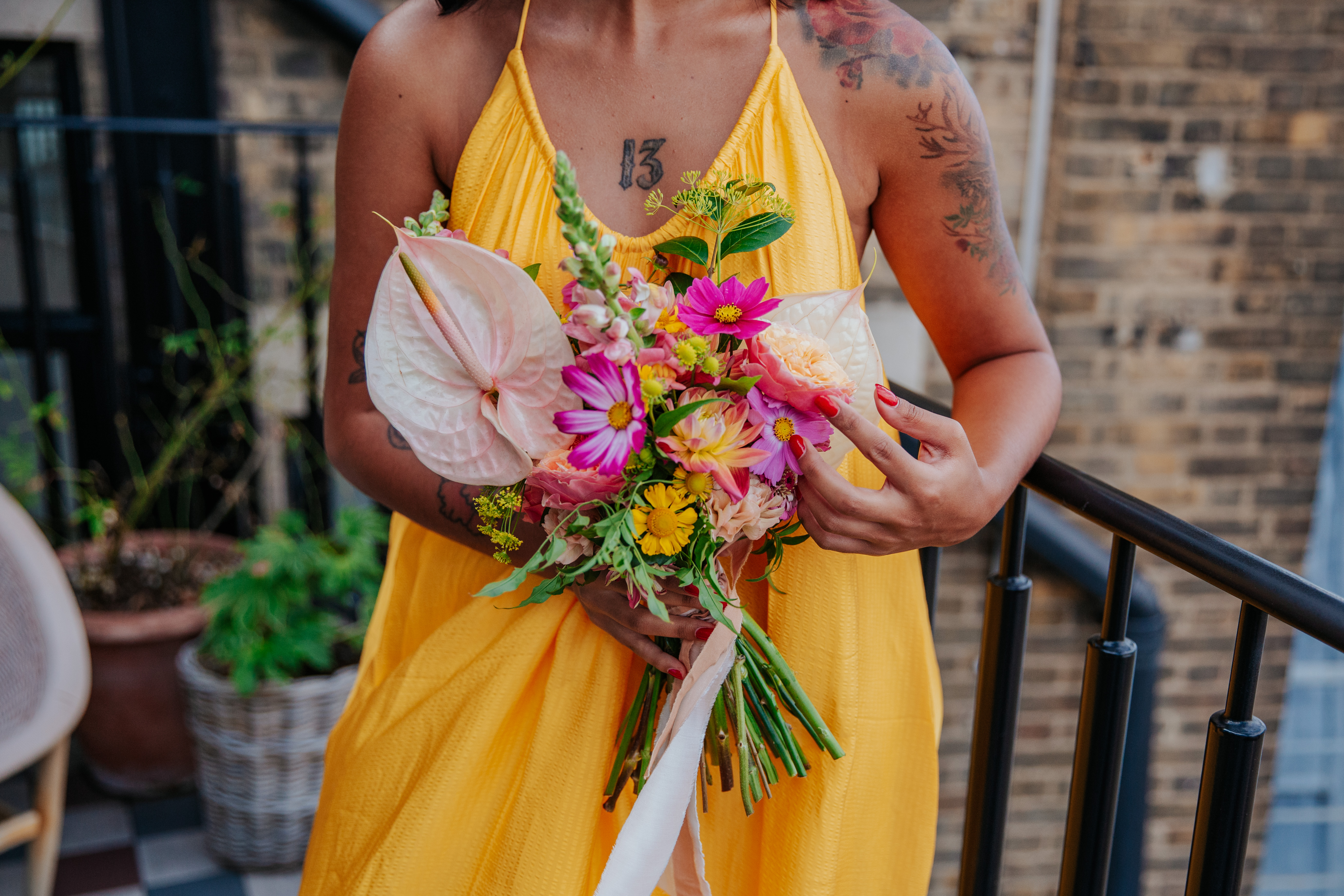 Tropical London Microwedding Inspiration | jodiedcmitchell.co.uk